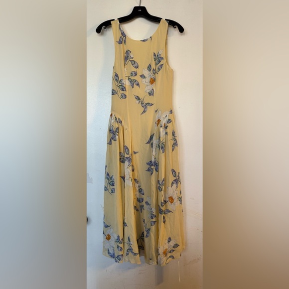 Reformation Anelis Dress in New Day - Picture 5 of 10